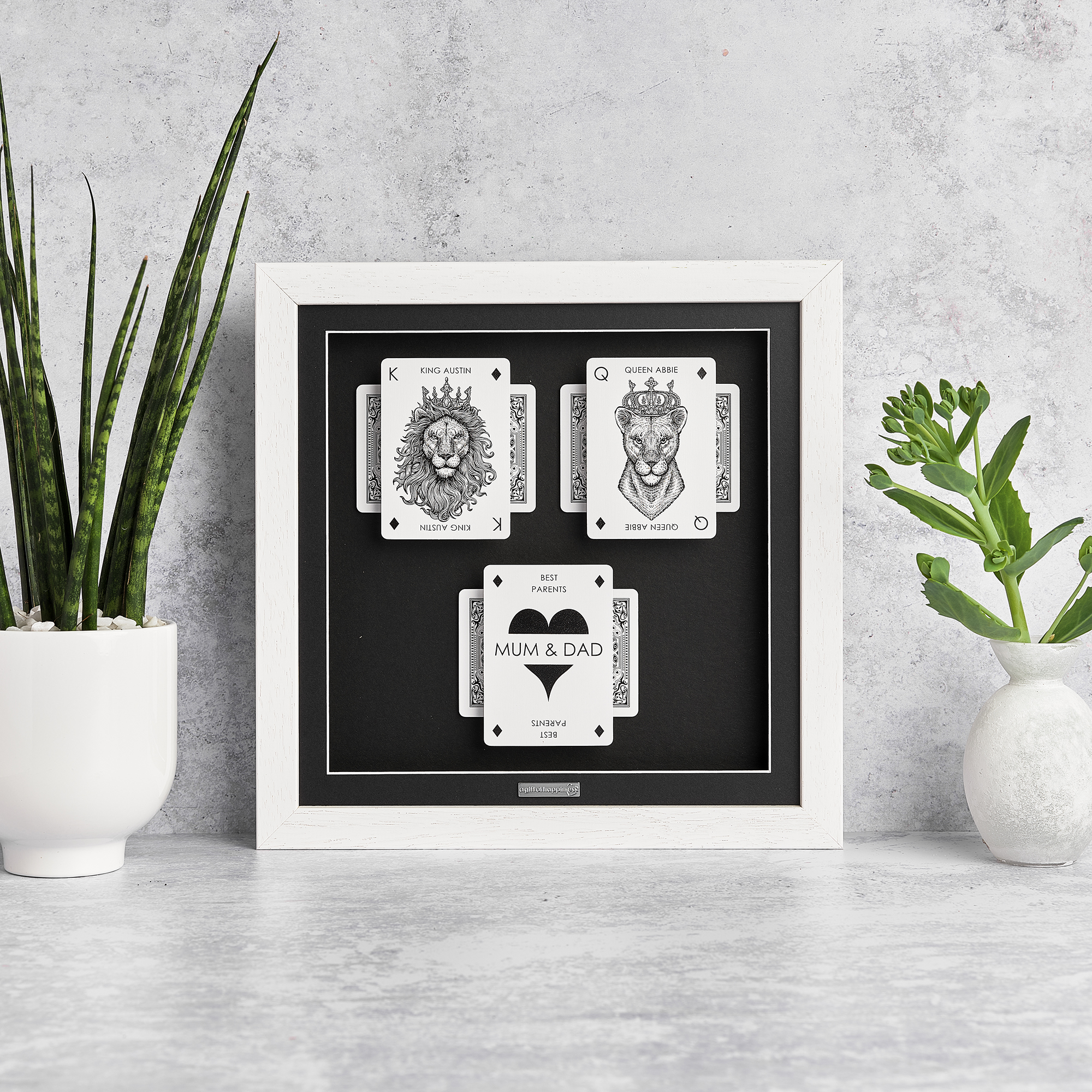 Lion Portrait ‘Best Parents’ Playing Card Frame