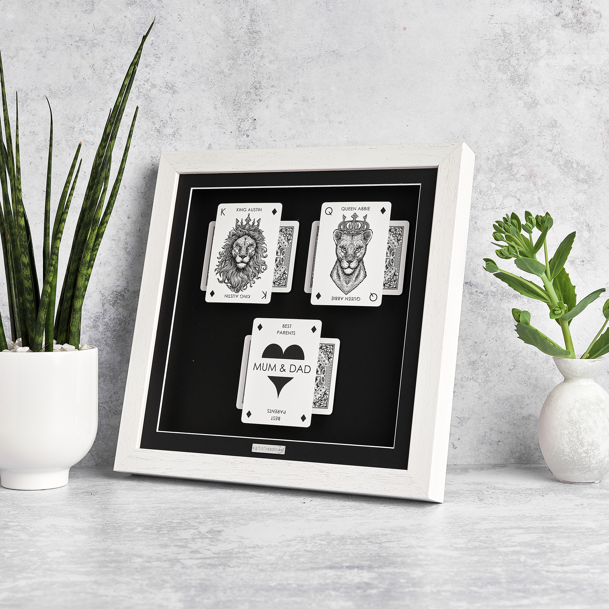 Lion Portrait ‘Best Parents’ Playing Card Frame